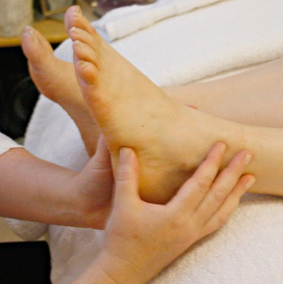 Calgary Reflexology for Feet with Teresa Graham, RMT at Hand to Health